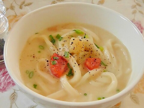 ホワイトシチューでリメイクうどん